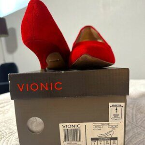 Vionic Red Suede  Kitten Heels Josie Size 8